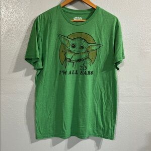 Star Wars Green Tee with Baby Yoda Design L mens funny graphic tshirt